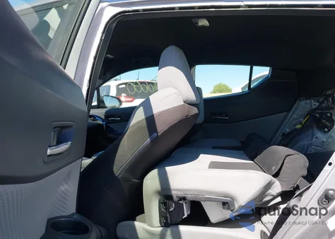 2019 Toyota C-Hr Xle z USA, uszkodzony, nr VIN JTNKHMBXXK1040095